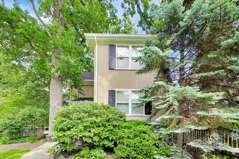 2624 Thayer Street Evanston IL 60201