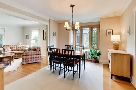 2624 Thayer Street Evanston IL 60201
