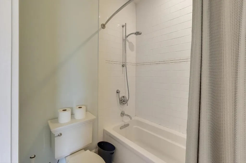 1856 West Huron Street Chicago IL 60622
