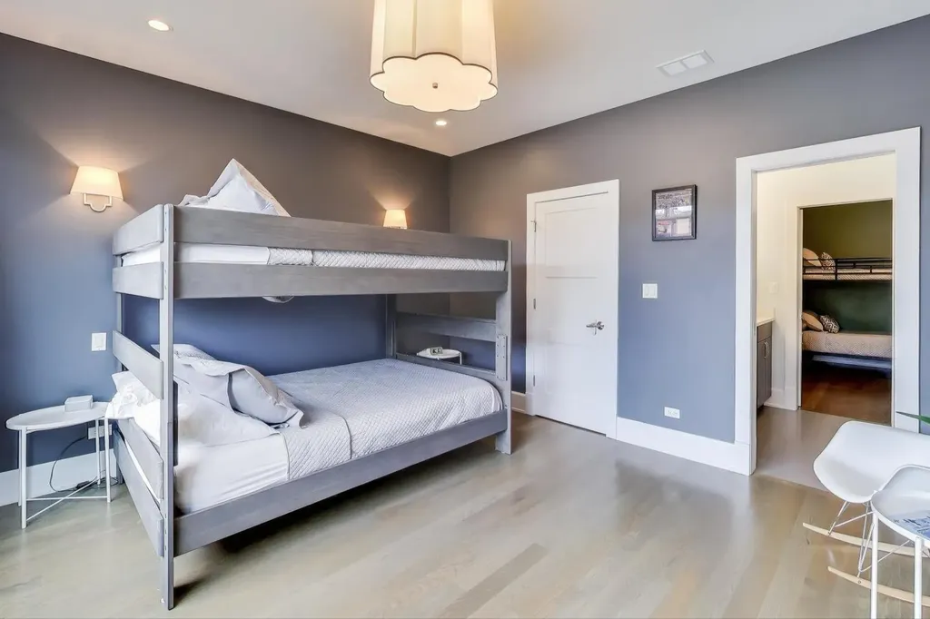 1856 West Huron Street Chicago IL 60622