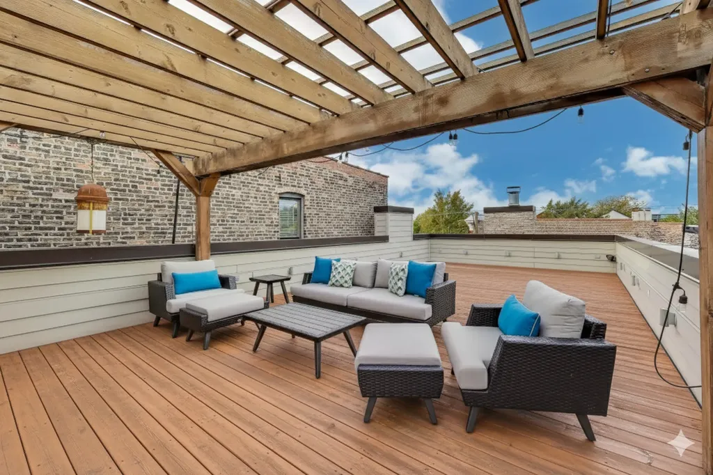 1856 West Huron Street Chicago IL 60622