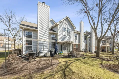 2108 Glasgow Court Hanover Park IL 60133