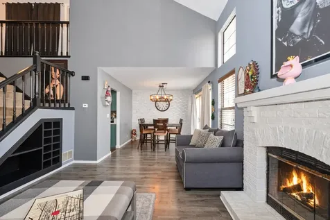 2108 Glasgow Court Hanover Park IL 60133