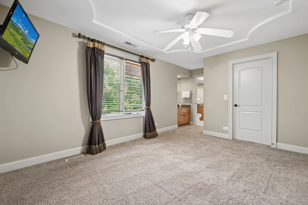 3508 Redwing Court Naperville IL 60564