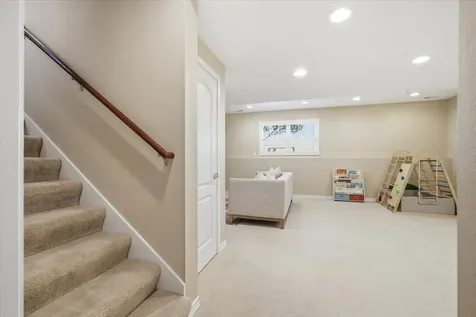 3920 Brookline Lane Bloomington IL 61705