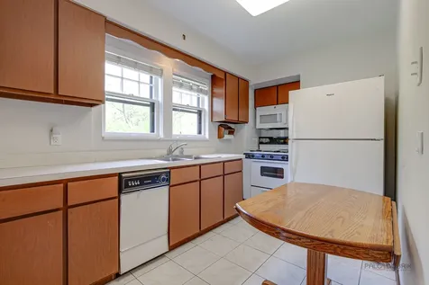 1499 Glencoe Avenue Highland Park IL 60035