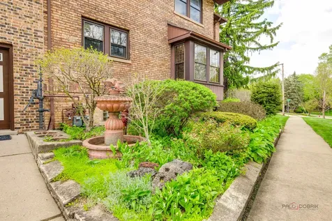 1499 Glencoe Avenue Highland Park IL 60035