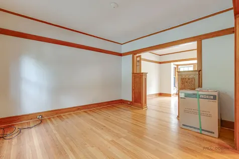 1499 Glencoe Avenue Highland Park IL 60035