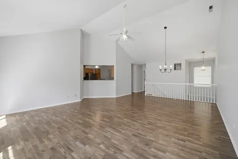 1911 North Silver Lake Road Arlington Heights IL 60004