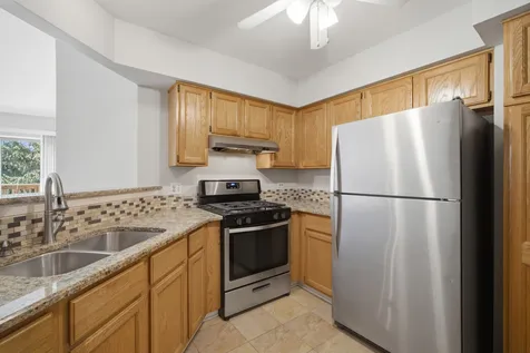 1911 North Silver Lake Road Arlington Heights IL 60004