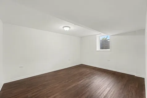 18289 Burnham Avenue Lansing IL 60438