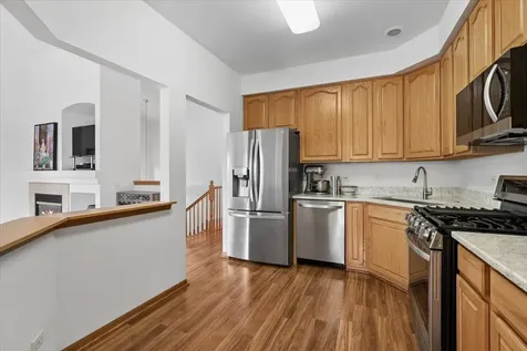 1015 Ellsworth Drive Grayslake IL 60030