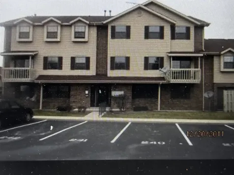 353 S Whispering Hills Drive Naperville IL 60540