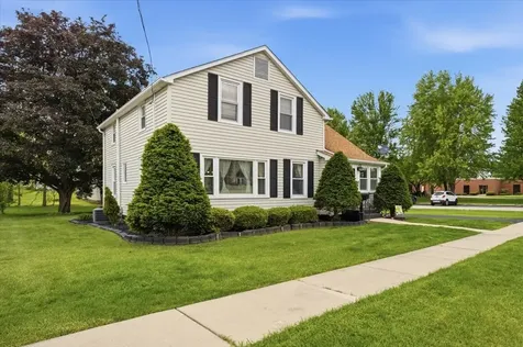 503 South Wells Street Sandwich IL 60548