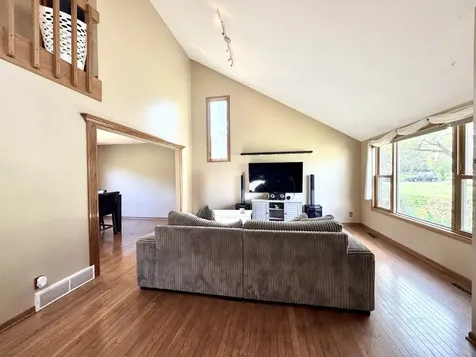 643 Lindgren Lane Belvidere IL 61008
