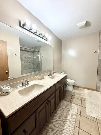 643 Lindgren Lane Belvidere IL 61008