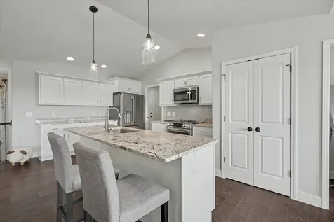 3904 Obsidian Drive Champaign IL 61822