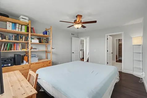 3904 Obsidian Drive Champaign IL 61822