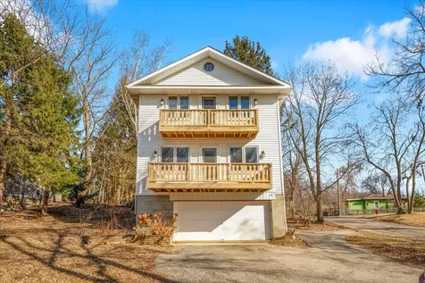 49 North Lake Avenue Fox Lake IL 60020