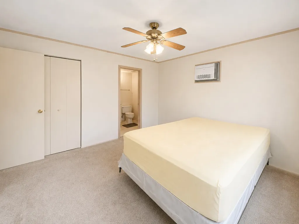 314 Klein Creek Court Carol Stream IL 60188