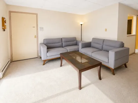 314 Klein Creek Court Carol Stream IL 60188