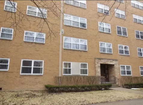 6123 North Damen Avenue Chicago IL 60659