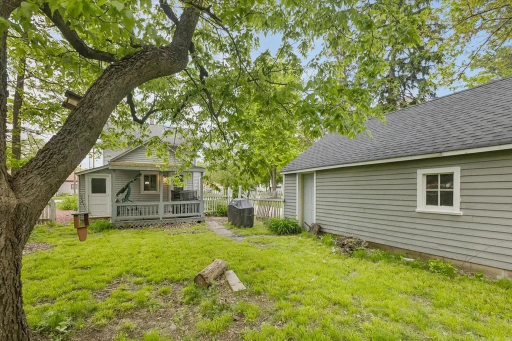 15125 South Dillman Street Plainfield IL 60544