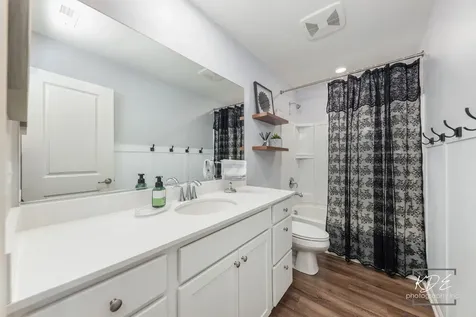 2002 Stuttle Road Batavia IL 60510