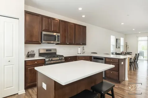 2002 Stuttle Road Batavia IL 60510