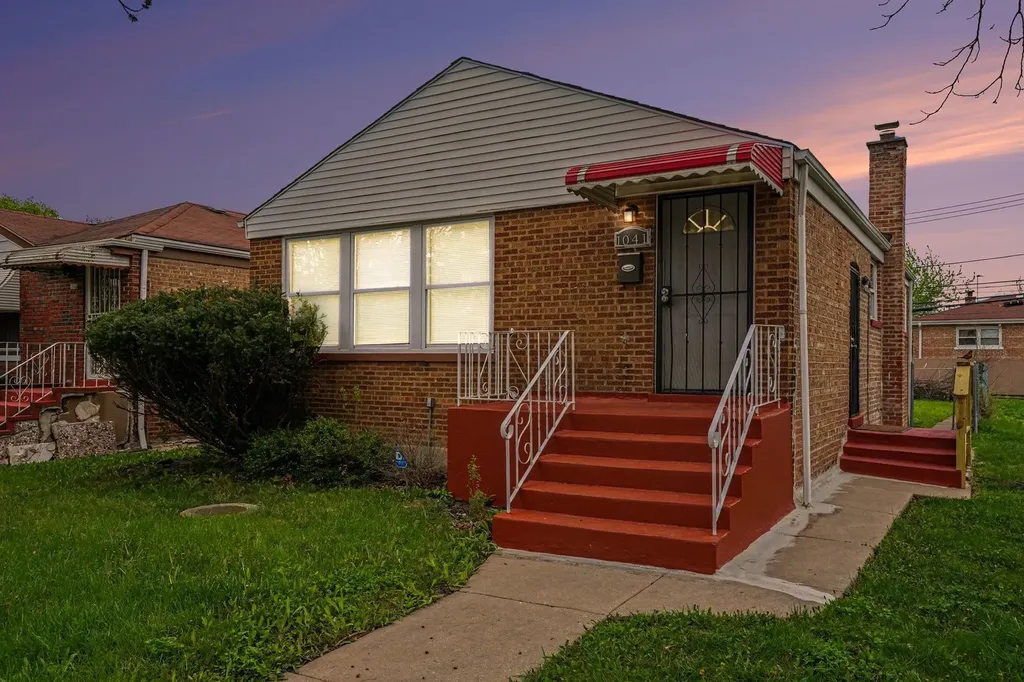 1041 East 90th Street Chicago IL 60619