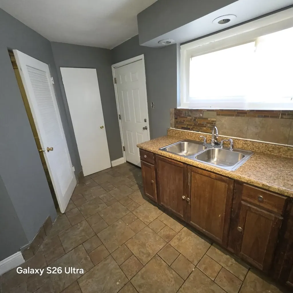 6759 South Calumet Avenue Chicago IL 60637