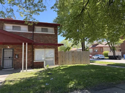 6759 South Calumet Avenue Chicago IL 60637