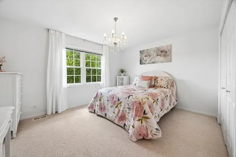 234 Midlane Drive Crystal Lake IL 60012