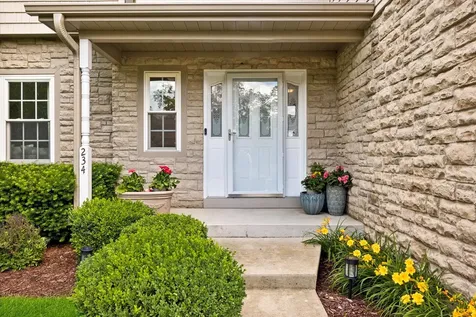 234 Midlane Drive Crystal Lake IL 60012