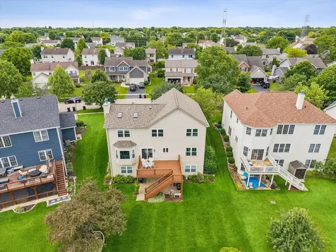 234 Midlane Drive Crystal Lake IL 60012