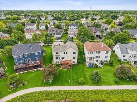 234 Midlane Drive Crystal Lake IL 60012