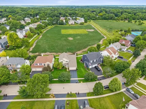 234 Midlane Drive Crystal Lake IL 60012
