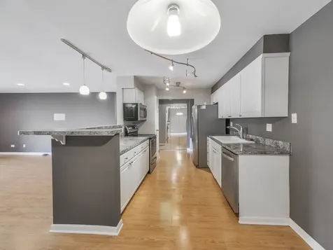 1747 West Crystal Lane Mount Prospect IL 60056