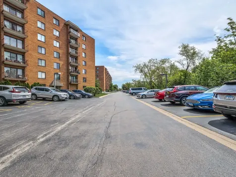 1747 West Crystal Lane Mount Prospect IL 60056