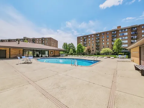 1747 West Crystal Lane Mount Prospect IL 60056