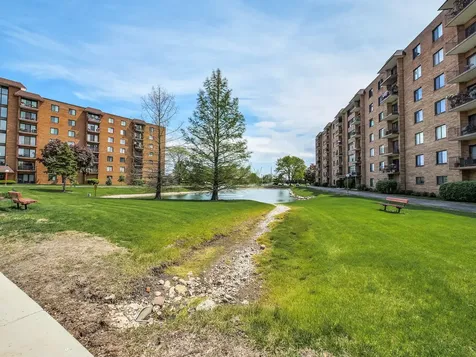 1747 West Crystal Lane Mount Prospect IL 60056