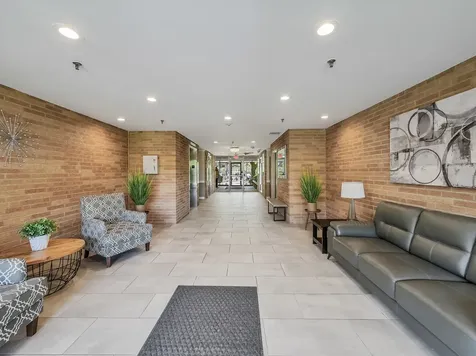 1747 West Crystal Lane Mount Prospect IL 60056