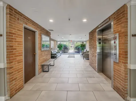 1747 West Crystal Lane Mount Prospect IL 60056