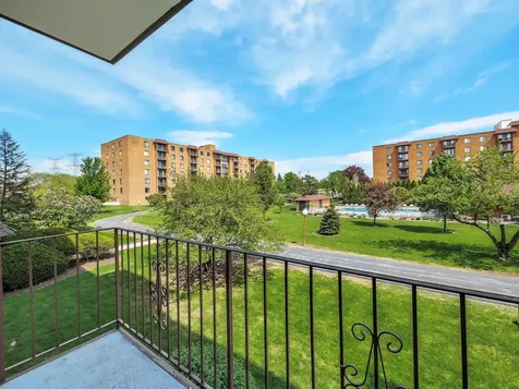 1747 West Crystal Lane Mount Prospect IL 60056