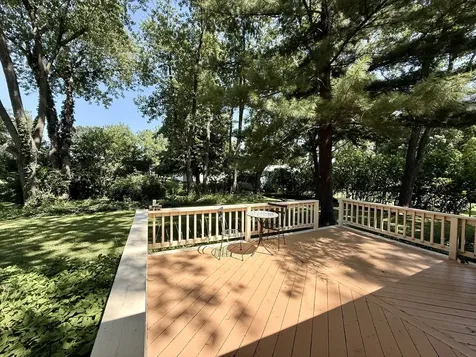 14 Bradley Court Clinton IL 61727