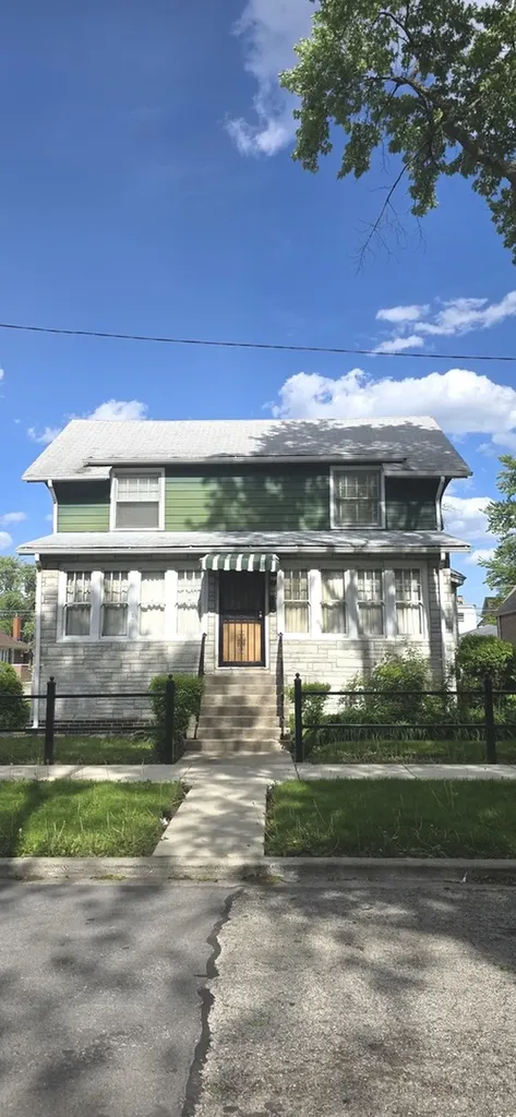 8601 South Carpenter Street Chicago IL 60620