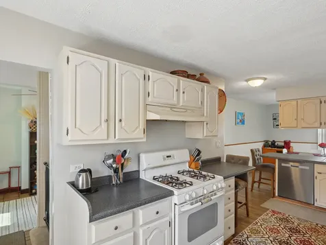 735 Kirkwood Avenue Winthrop Harbor IL 60096