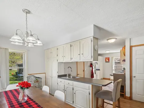 735 Kirkwood Avenue Winthrop Harbor IL 60096