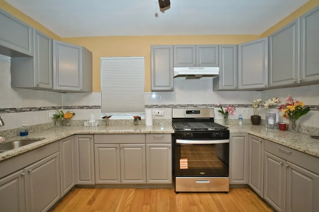 3422 North Kolmar Avenue Chicago IL 60641
