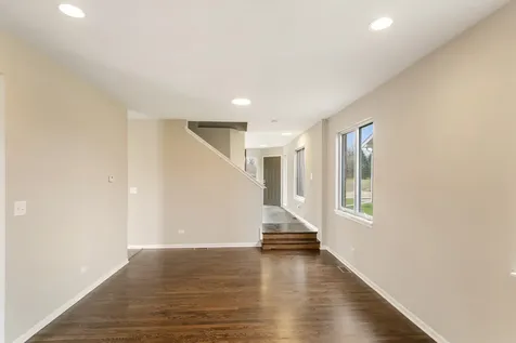22429 Karlov Avenue Richton Park IL 60471